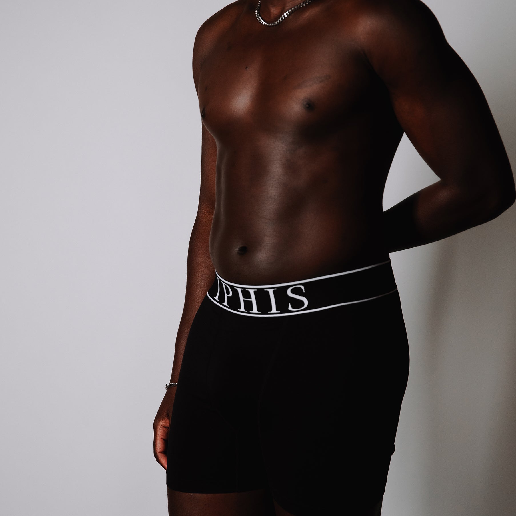 Black - Icon-Seamless-Boxer-Brief-with-Pocket-Men